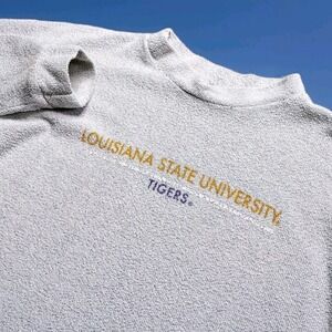 WOOLLY THREADS Louisiana State University Tigers Gray Fuzzy Sweatshirt Men L